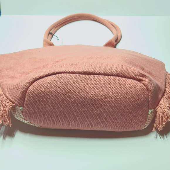 Shade & Shore Rose Pink Fringe Boxy Straw Tote Beach Bag NWT - Picture 8 of 8